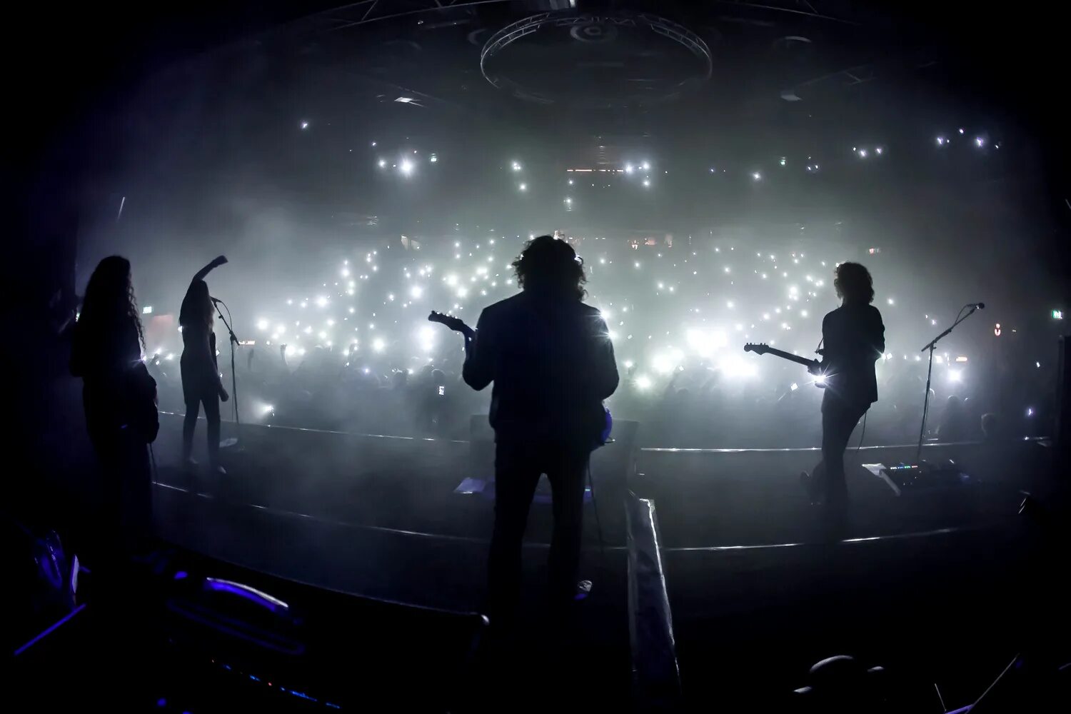 Live photo. Anathema 1997. Anathema логотип группы. Anathema группа чб. Live Music.