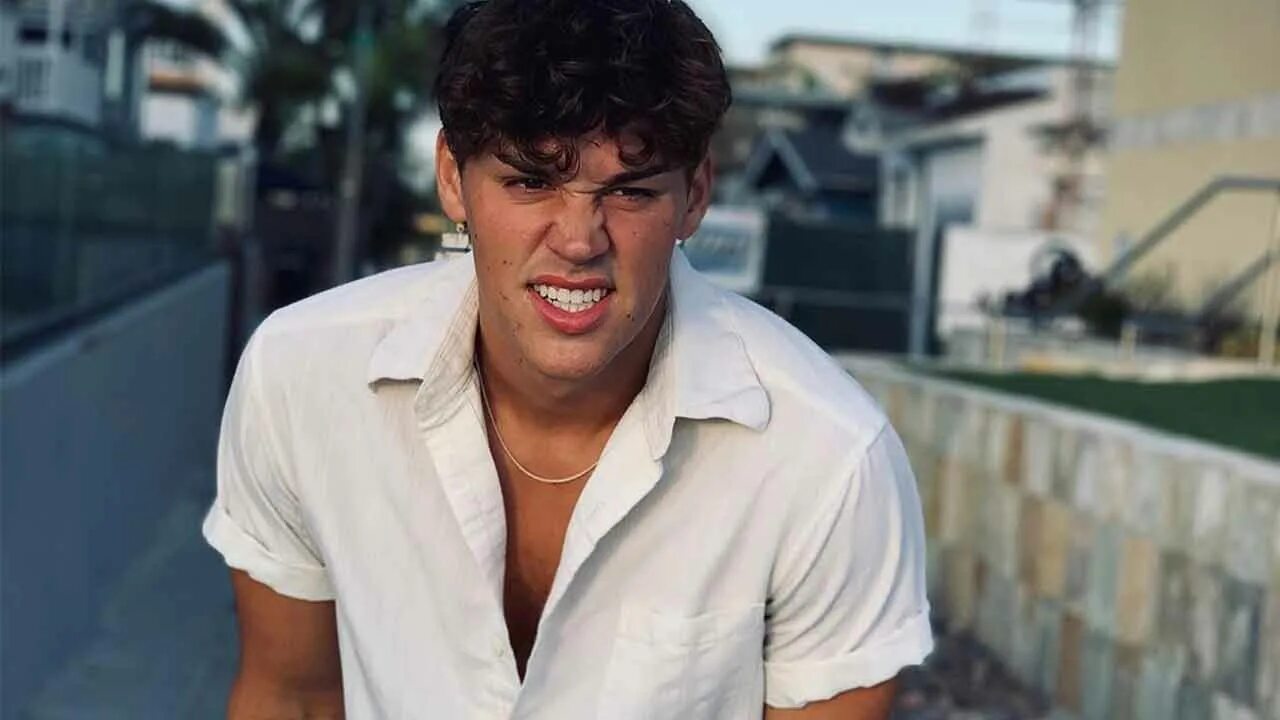 Noah beck в детстве. Тиктокер noah. Noah beck в детстве. Beck noah. Beck noah.