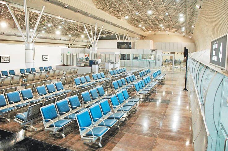 Холл аэропорта. Терминал 2 Анталия зал ожидания. Tiruchirappalli International Airport. Waiting hall