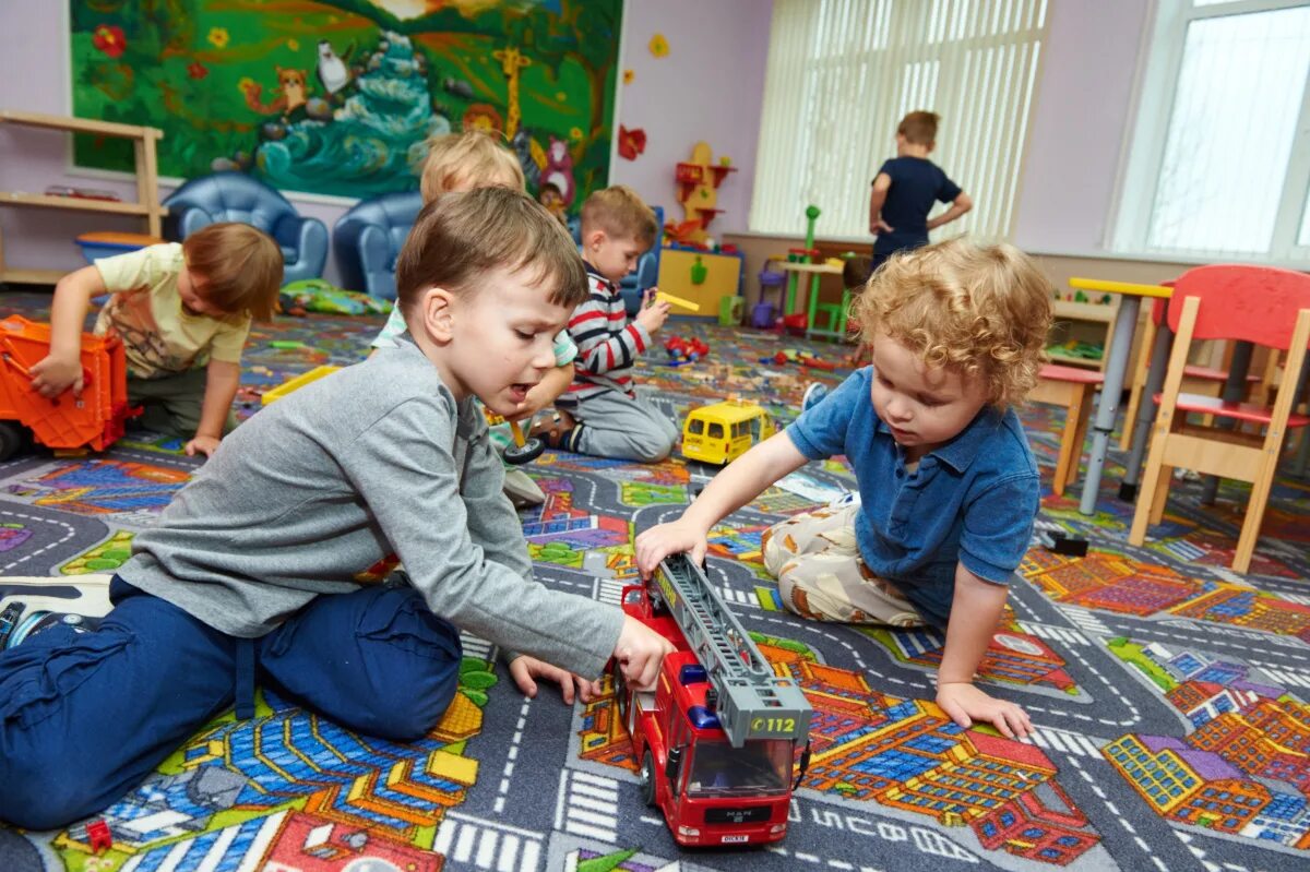 Вундеркинд садик. Вундеркинд садик махачкала. Wunderkind детский сад. Детский сад вундеркинд. Вундеркинд новогодний.