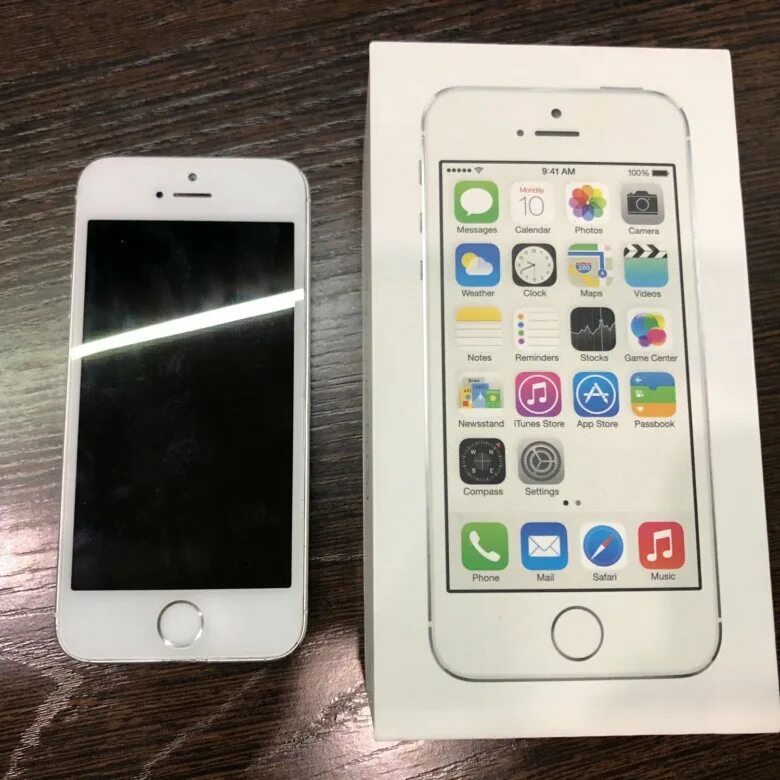 Iphone 5s. Iphone 5s Silver. Магазин айфонов. Айфон ce. Купить айфон в красноярске в рассрочку