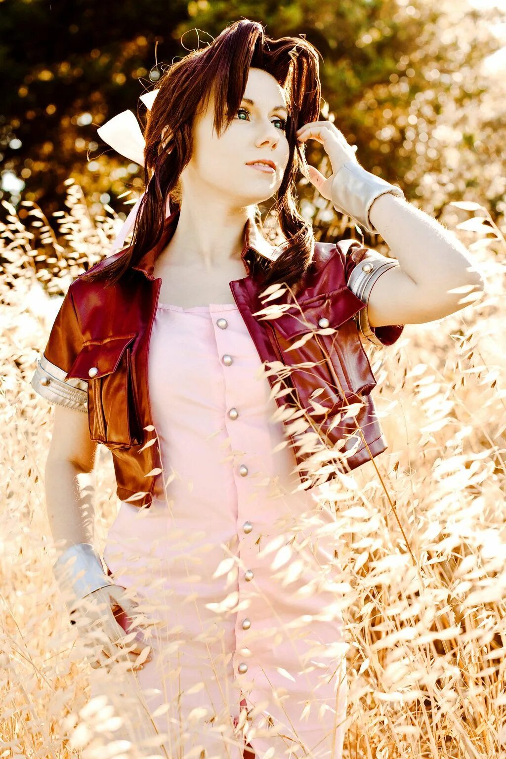 Последние косплеи. Аэрис Гейнсборо Cosplay. Айрис Гейнсборо косплей. Aerith Gainsborough косплей. Айрис Гейнсборо фото.