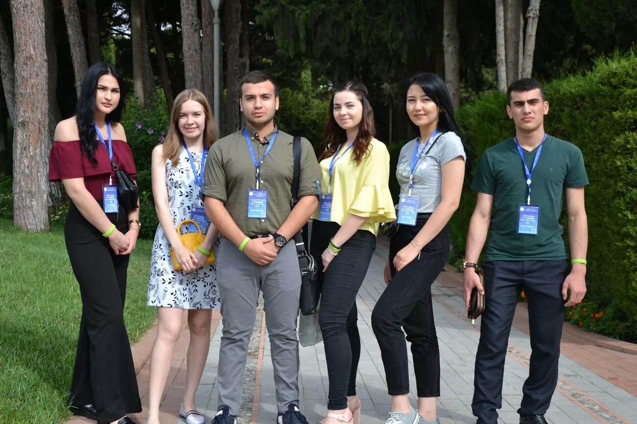 Файкова софья. Летняя школа пекин 2011. Летняя школа на волге. Рубли летняя школа. Студент бизнесмен.