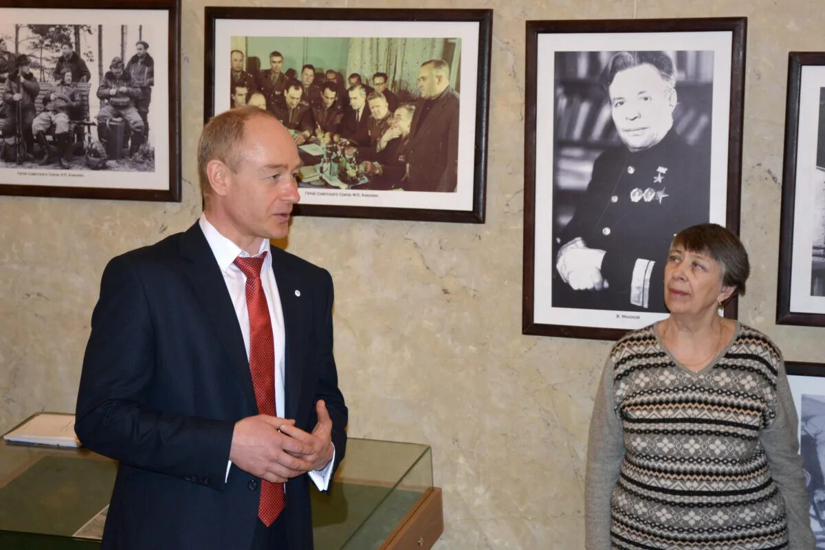 Барулин петр григорьевич мид биография личная жизнь и биография. Выставка мид. Выставка мид. Мид выставка туризма. Выставка mido optical.