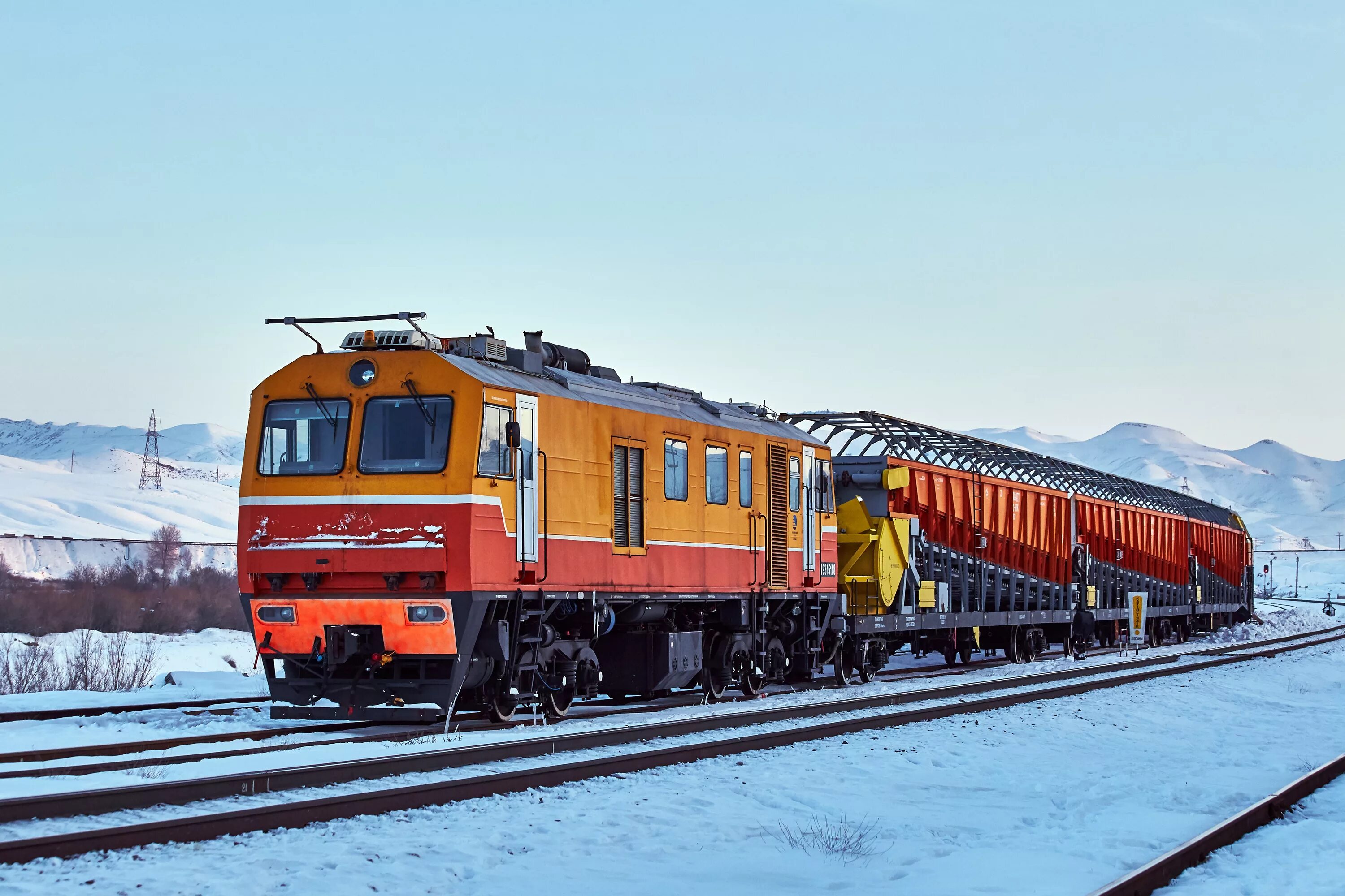 Тяговый модуль тэс псс. Снегоуборочная машина псс-1. Псс-1к снегоуборочный поезд. Псс-1к снегоуборочный поезд. Тэс псс-1к.