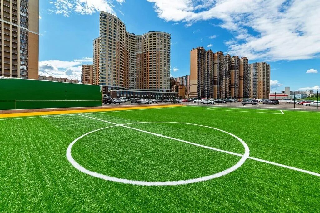 Fitness life кудрово европейский. Fitness life спб. кудрово спорт. кудрово спортивная площадка. оккервиль парк спортплощадка.