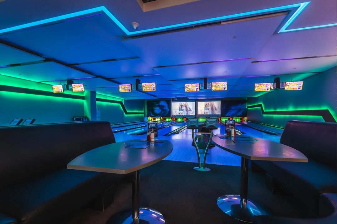 Laserland Гагаринский боулинг. ТЦ Гагаринский боулинг Laserland. ЛАЗЕРЛЭНД В Гагаринском. Боулинг Ленинский проспект Гагаринский