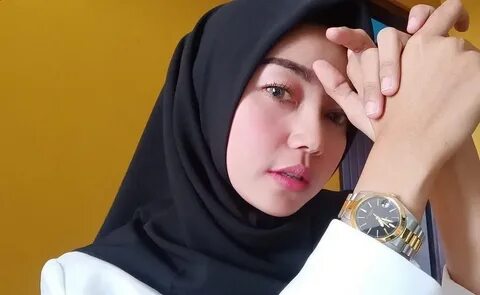 Video syur azizah