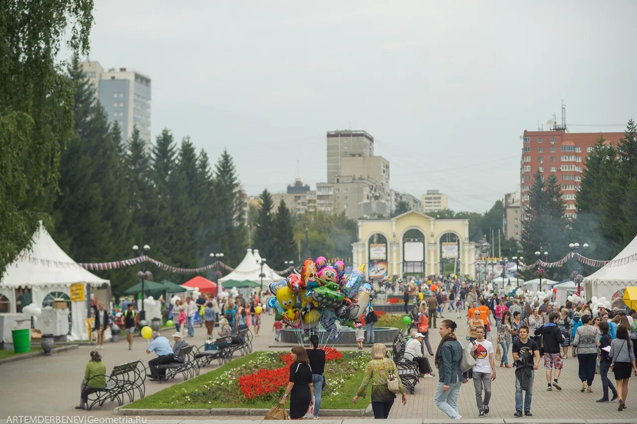 Центральный парк екатеринбурга назван в честь