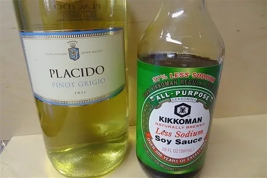 Маре&гриль виньо верде. Вино маре гриль. Вино маре гриль. Вино mare vinho verde. Вино маре белое полусухое 0.