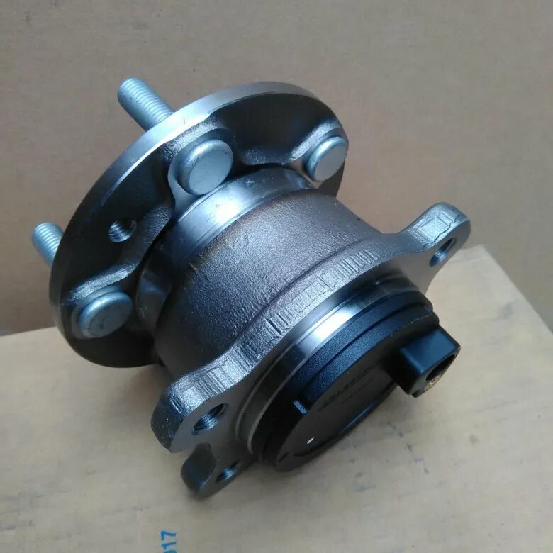 Подшипник задней ступицы форд фокус 2. Задний ступичный подшипник форд фокус 3. Ступица задняя без абс форд фокус 2 артикул. Ступица задняя форд мондео. Подшипник задней ступицы форд фокус 1.