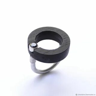 Hole ring