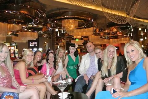 The Lounge Sound of Jennifer Keith Quintet Revives Vegas Tradition at Cosmo...