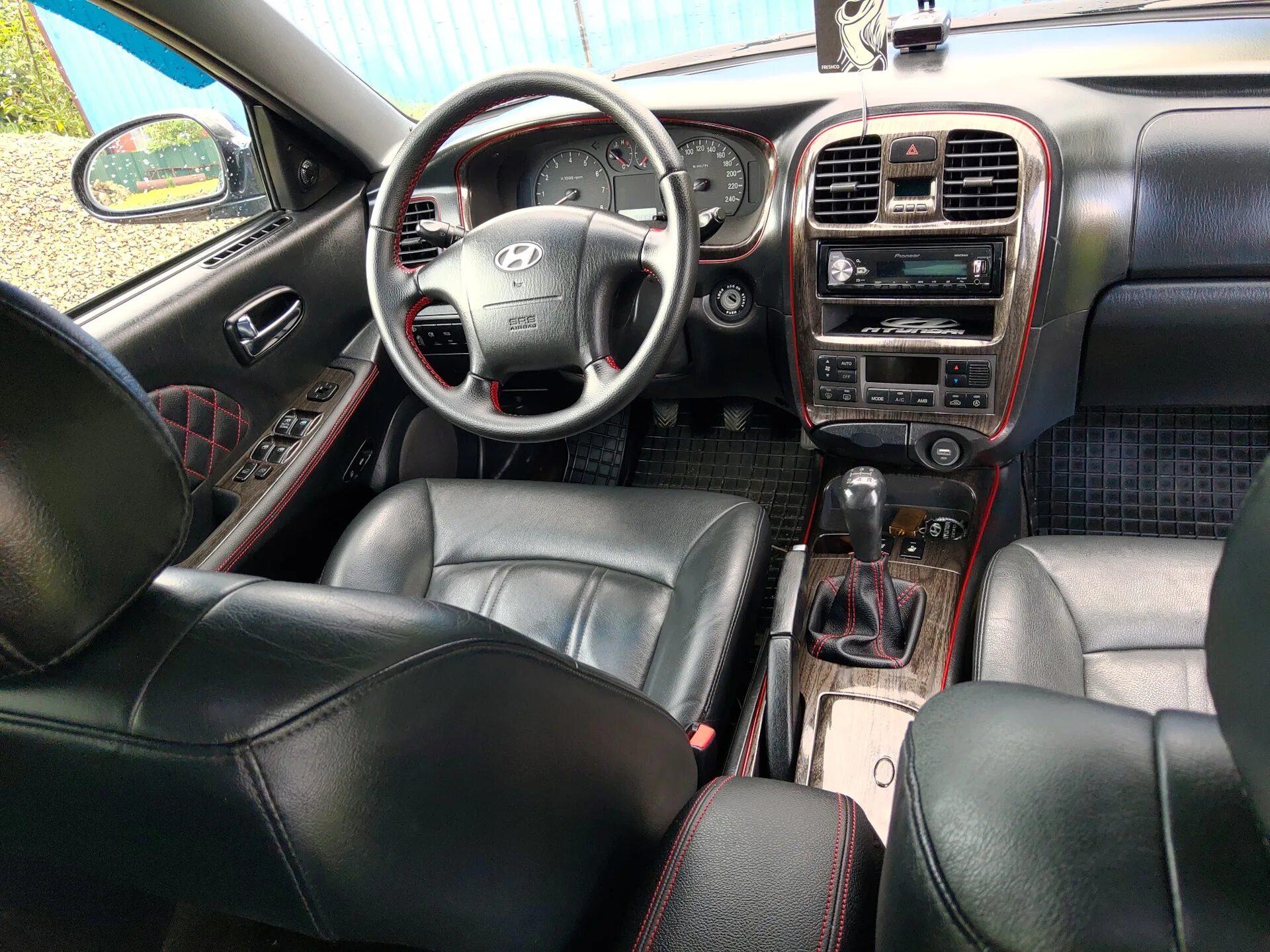 Хендай соната 4 поколение. Хендай соната 2003 салон. Салон hyundai sonata ef 4. Соната 2. Хендай соната 2007 2.