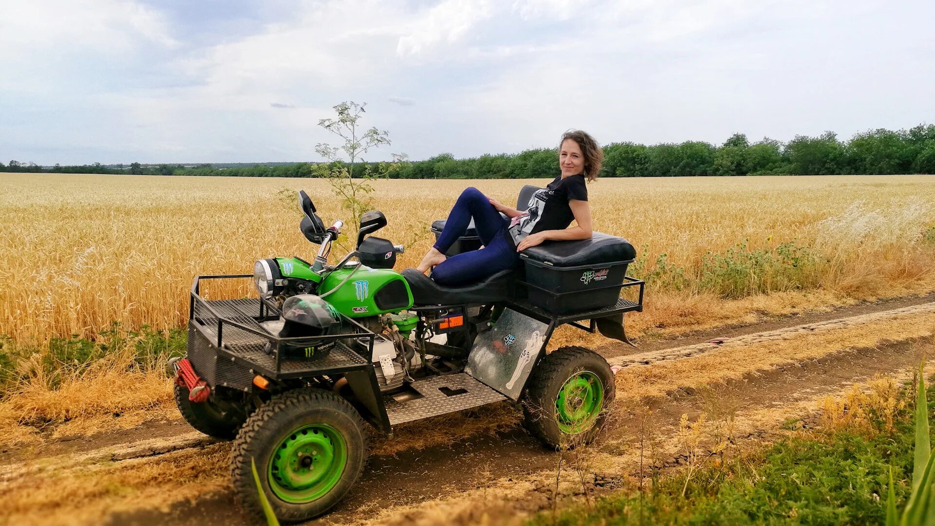 Квадро-м и квадро-м+. Парк южный магнитогорск. Квадроцикл с кабиной brp 2011. Квадро проект. Сквер южный магнитогорск.