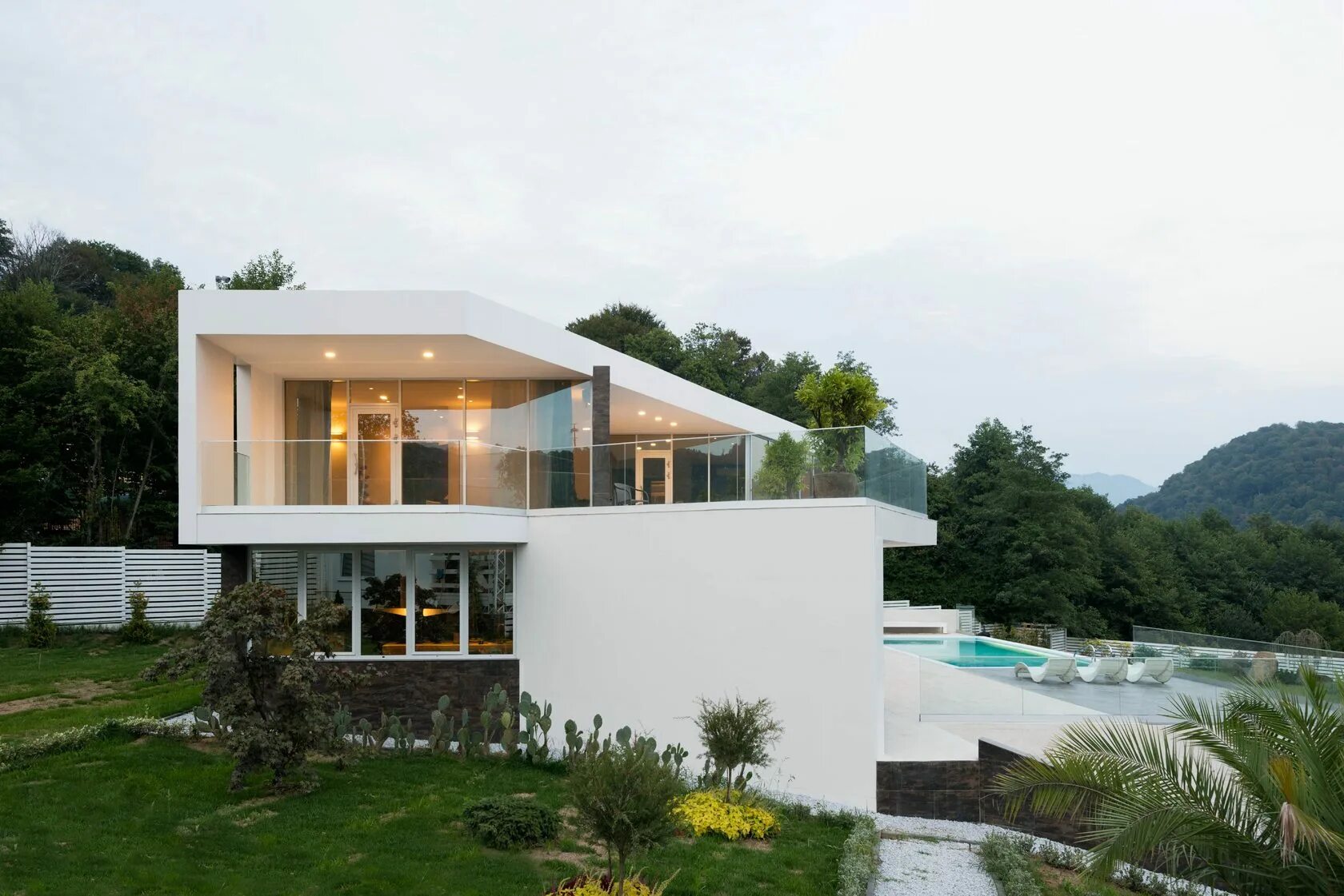 Вилла в сочи. Коттеджный поселок бекетов алушта. Двухэтажный дом сочи. Особняк в сочи. Кп высота 1122 сочи.