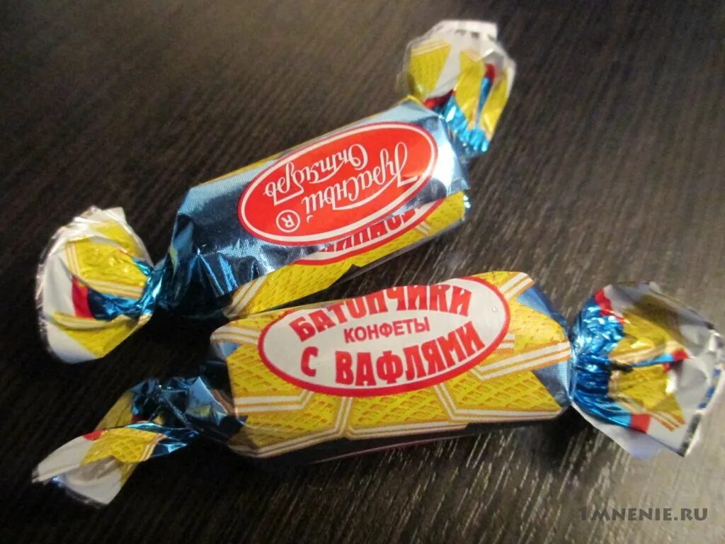 Выглядишь как конфетка. Конфеты красный октябрь батончики сливочные, пакет. Конфеты красный октябрь батончики. Конфеты красный октябрь батончики Ореховая роща с хрустящими вафлями, пакет.