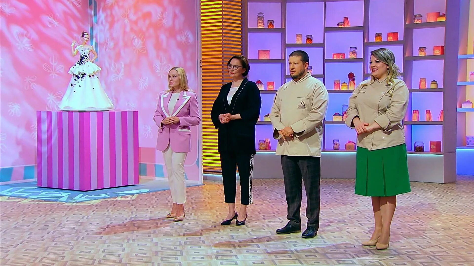 Суперфинал кондитер 5. Шоу кондитер жюри. Шоу кондитер 5 сезон суперфинал. Суперфинал кондитер 5. Кондитер суперфинал вашурина.