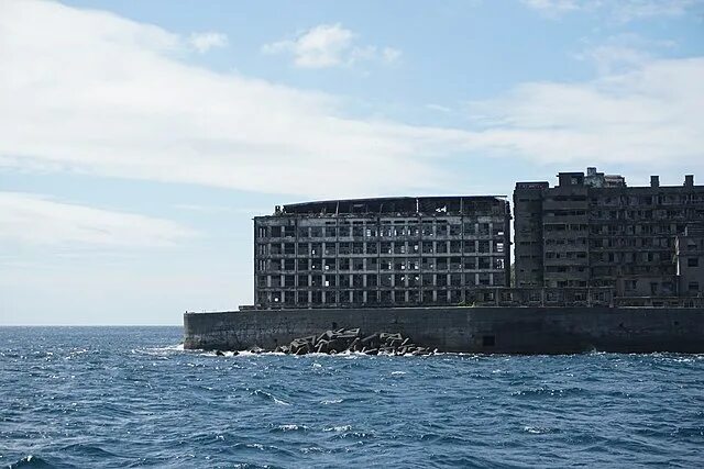 Die Geisterinsel vor Japans Küste Hashima, Hashima island, Abandoned places