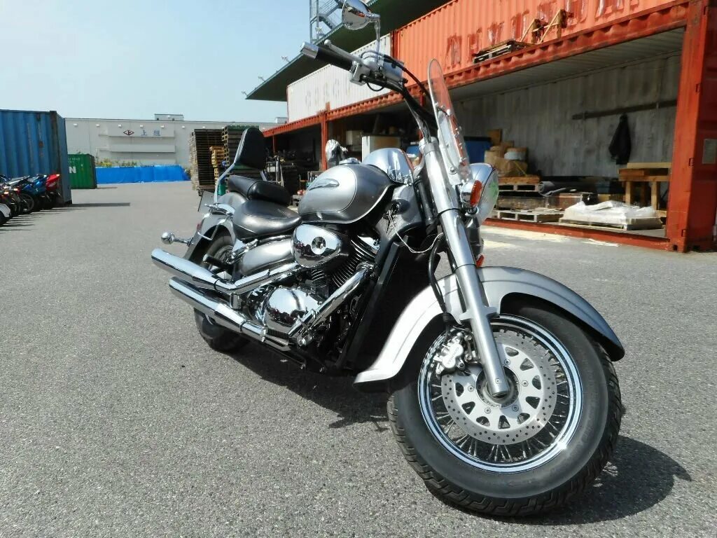 Suzuki intruder vl400 с наездником. Suzuki intruder 400. Suzuki intruder 400. Сузуки интрудер vl 400 классик. Сузуки интрудер vl 400 классик.