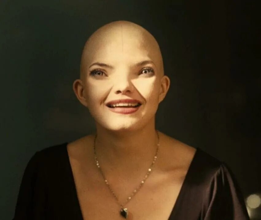 Дрен — дельфин шанеак химера, 2009. Лицо химеры. Лицо химеры. Лицо химеры. Химера фильм 2009 гильермо дель торо.