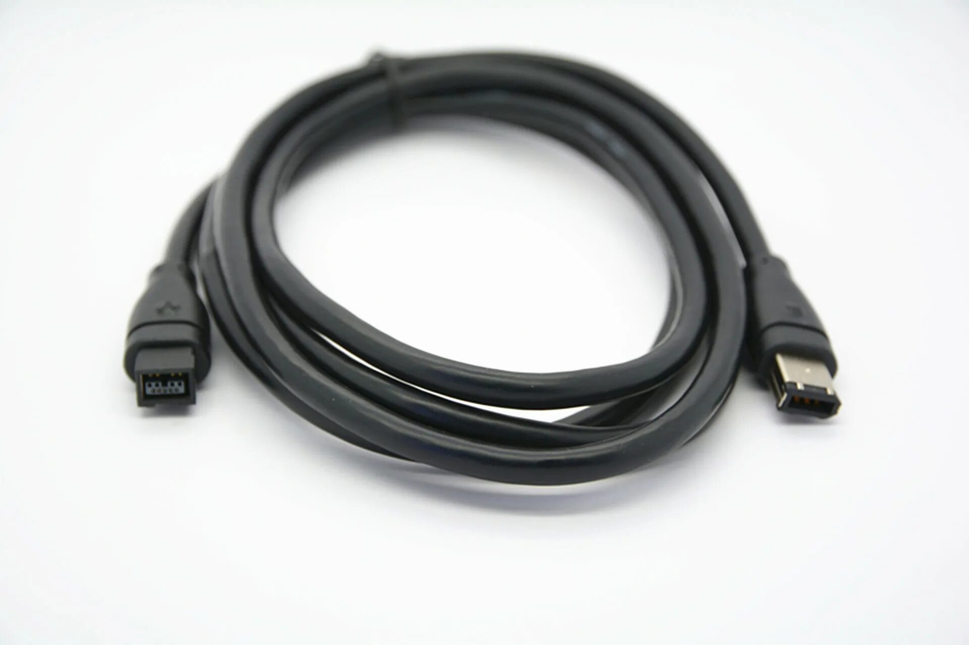 Firewire скорость передачи данных. Интерфейсы ieee. Firewire ieee 1394 разъем на ноутбуке. Интерфейсы firewire ieee 1394 порты. Ieee 1394 firewire.