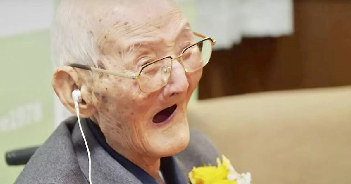 Человек самый долгожитель. Рекорд по долголетию в мире. Долгожительница японии канэ танака. Долгожитель рекорд гиннесса. Японец дзироэмон кимура.