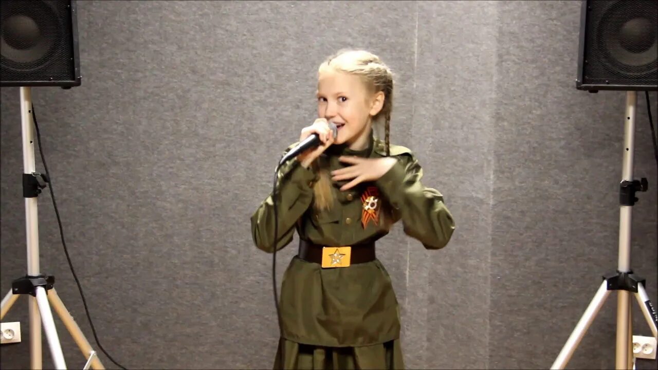 Смуглянка поет девочка. Смуглянка поют дети. «смуглянка» сл. я. шведова, муз. а. новикова. танец смуглянка в исполнении детей старшей и подготовительной группы. смуглянка а г новиков я з шведов.