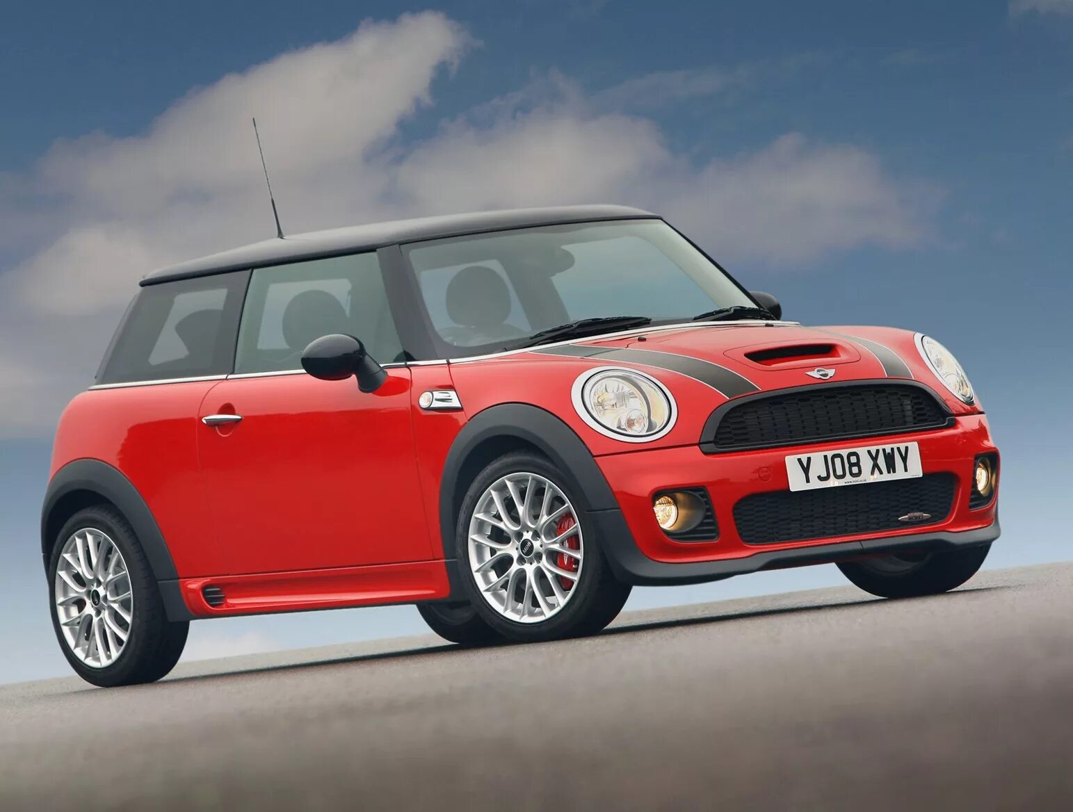 Мини мини контент. Мини Купер r56. Mini Cooper s r56 2011. Mini Cooper JCW 2007. Mini Cooper JCW r56.