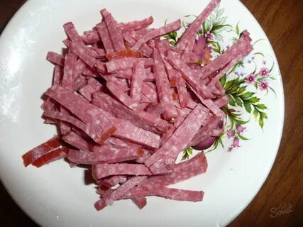 Копченая колбаса горошек рецепт салата