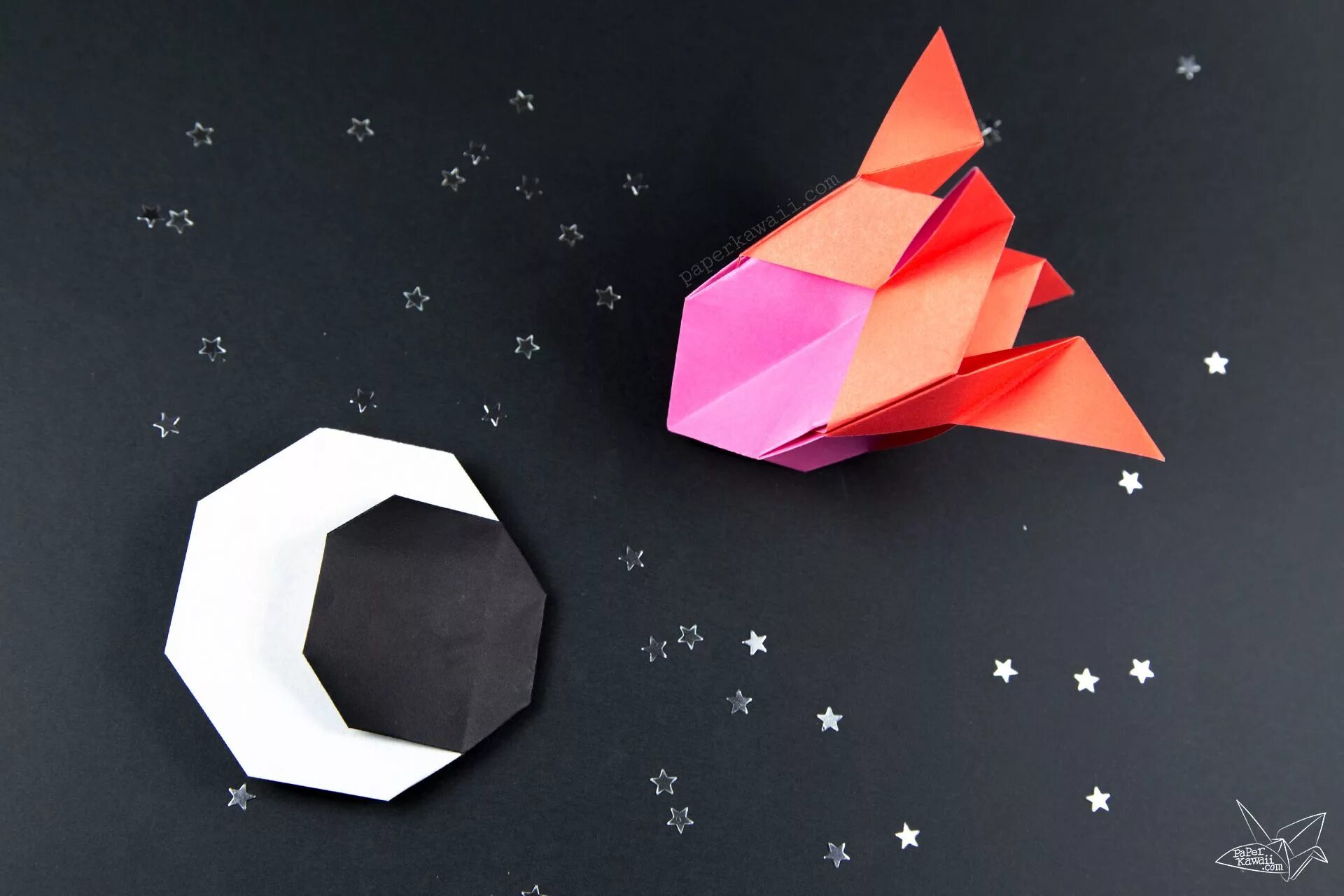 Оригами космос. Оригами. Поделки из бумаги космос. Космические поделки из бумаги.