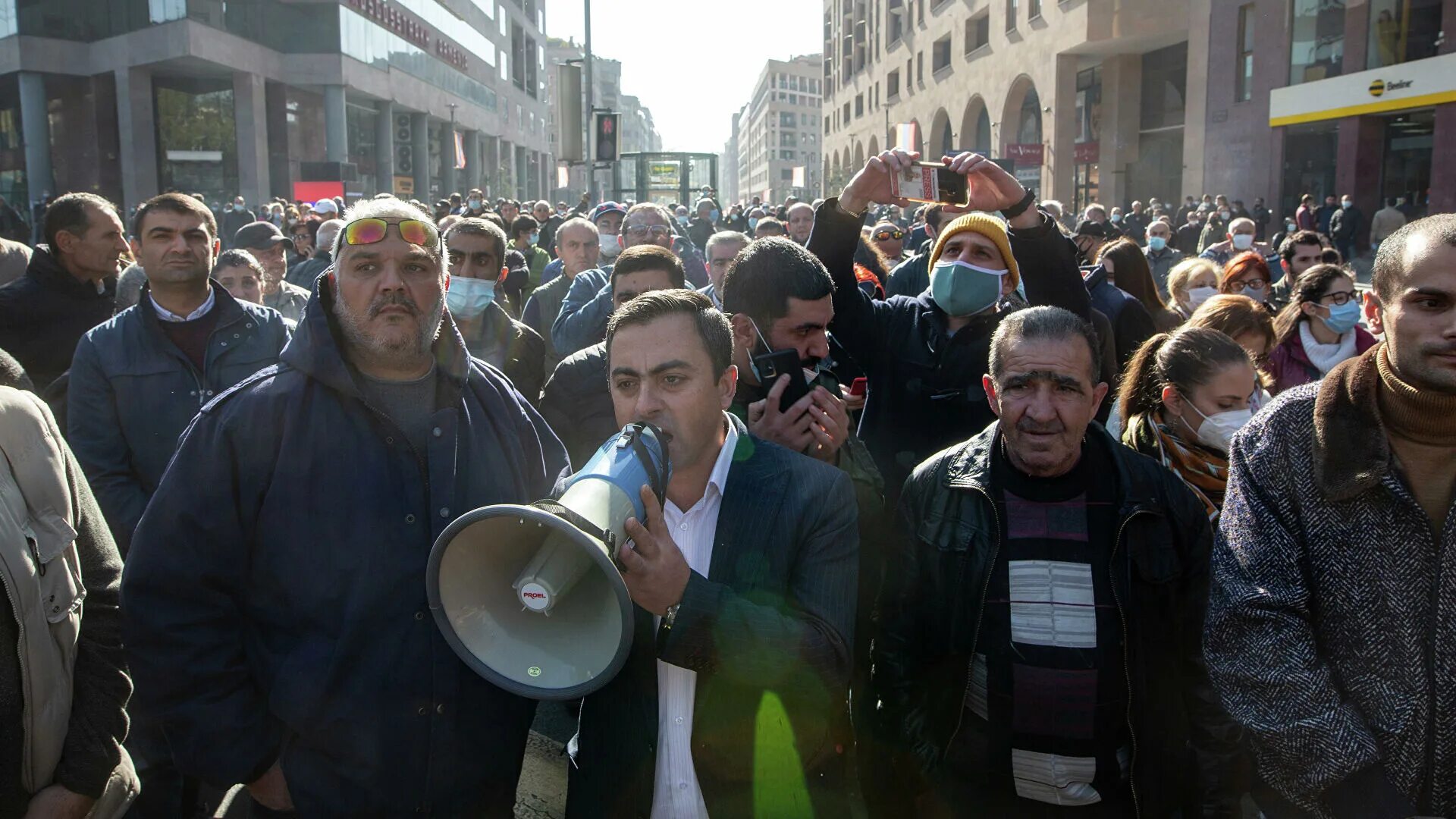 Армянская оппозиция в Ереване (2008). В Ереване митингующие. Митинг в Армении 2020. Митинг Армении против Пашиняна. Армяне о пашиняне