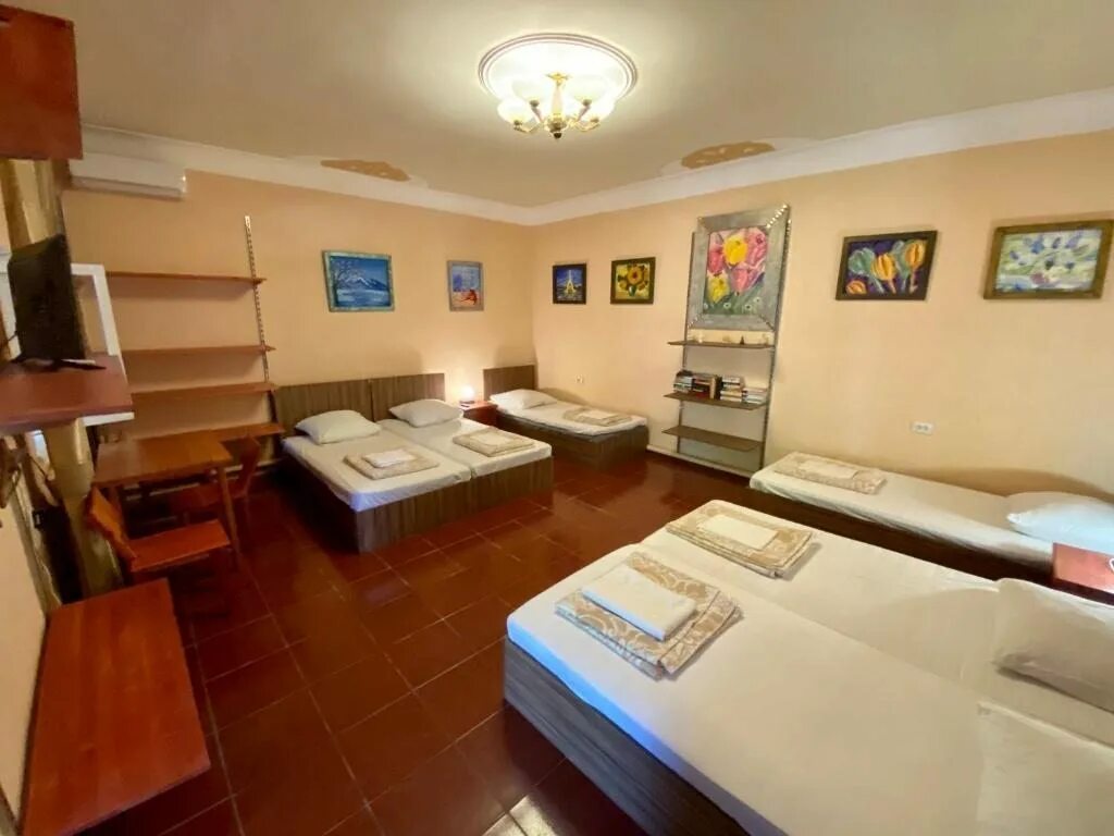 Гостевой дом луч адлер аэрофлотская 8. Отель луч адлер. 2-й луч дом 9. 2 луч дом 5. Жуковский ул луч д22.