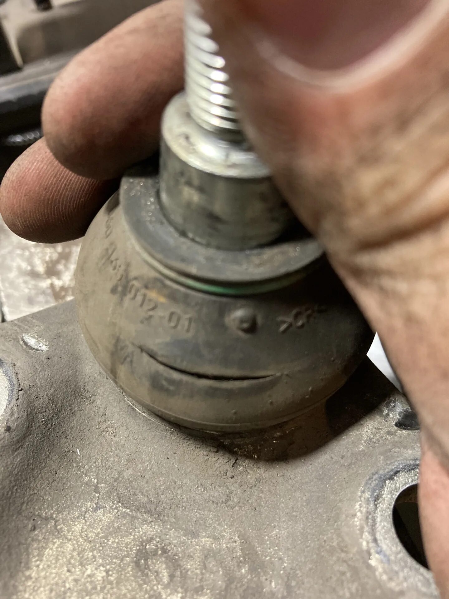 6. 6. Sasic 7574011 опора шаровая. Шаровая опора на рено колеос 2 поколение. Шаровые опоры рено каптур 1.