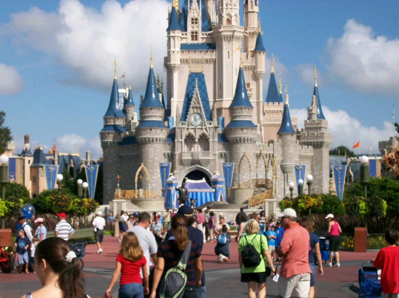 Уолт дисней парк. Флорида уолт дисней. Walt disney world. Walt disney world resort in florida. Walt disney world resort in florida.