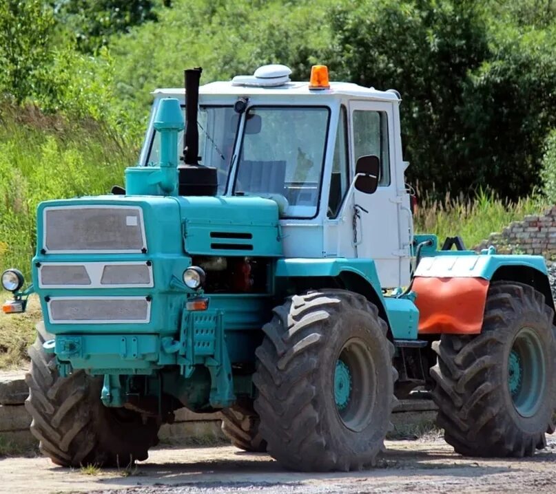 Т-150к трактор. Трактор т-150 экспортный. Новый т 150 трактор. ХТЗ T-150 and.