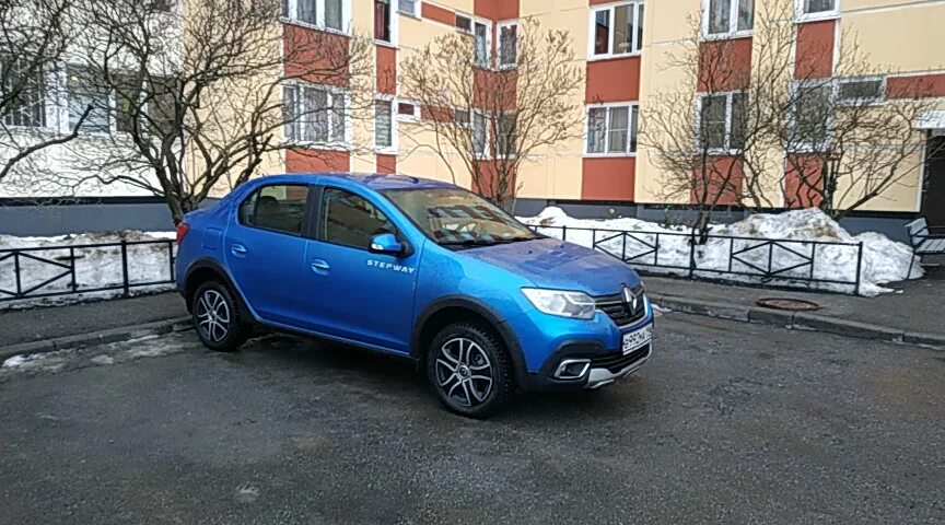 Купить рено череповец. Logan Stepway диски r17. Логан степвей -70. Логан степвей r15. Рено Логан степвей голубой колеса.