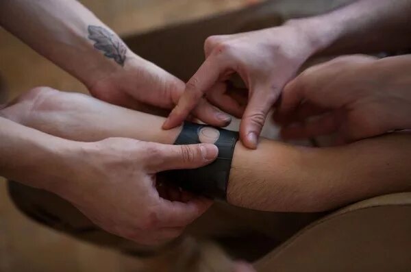Как сделать татуировку принтер. Как сделать тату в домашних условиях с помощью скотча.