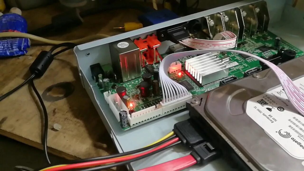 Прошивка китайских роутеров. Прошивка dvr a100. h.264 network dvr 4 канала. прошивка регистратора blackvue hd500 через uart. прошивка китайматика.