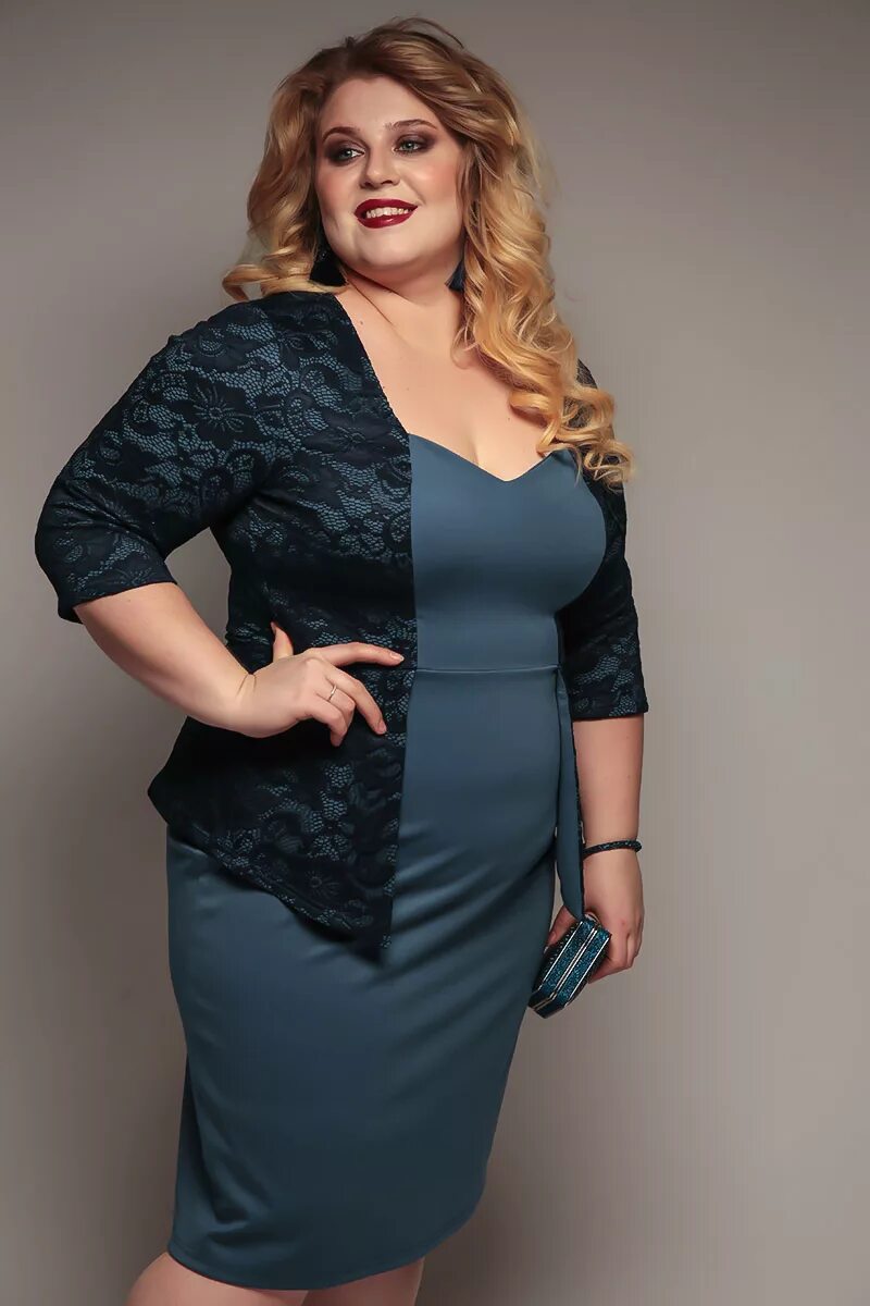 Платья для полных женщин. Девушка 60 размера. Одежда для толстых. Красивые платья для толстых. Платья для полных женщин.