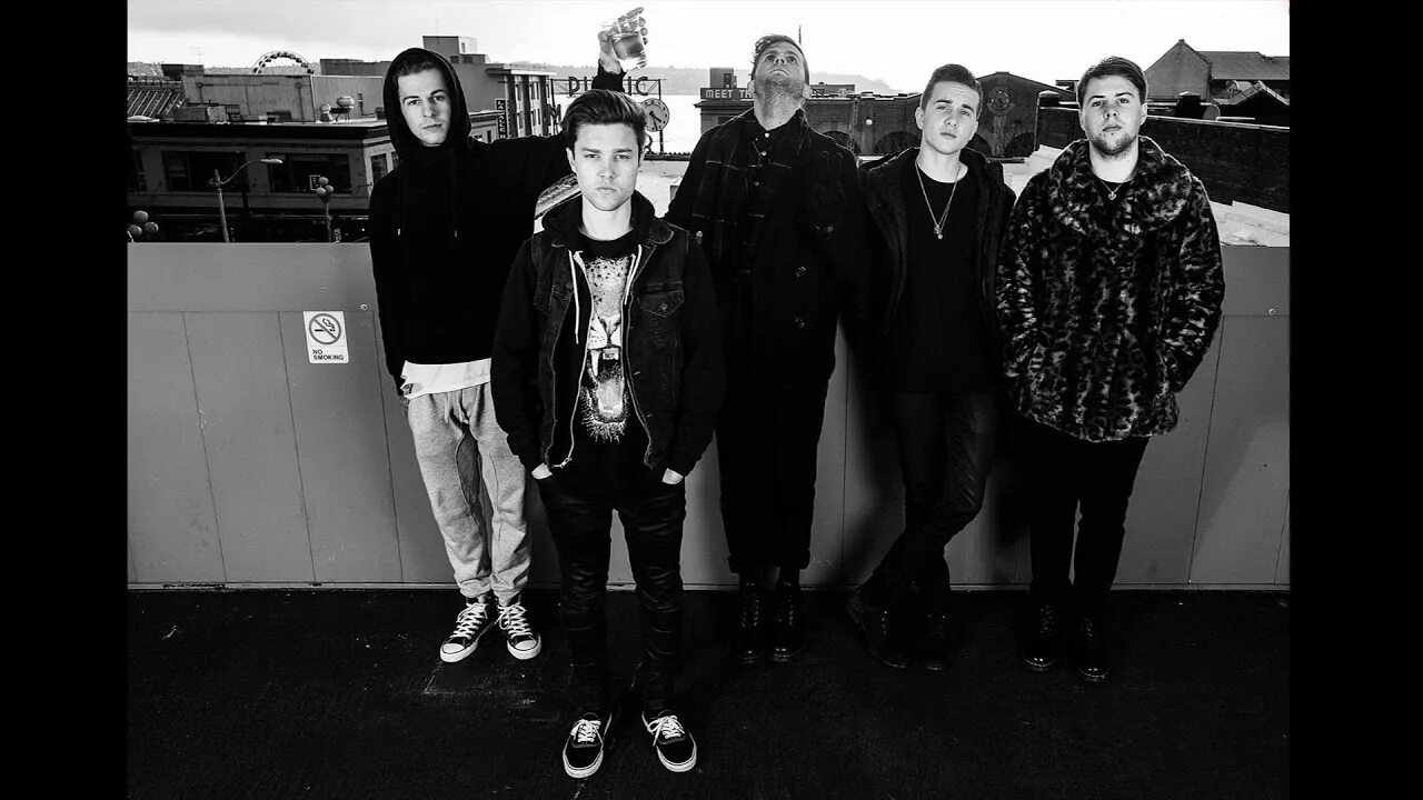 Группа the neighbourhood участники. Группа the neighbourhood. Нейборхуды группа. Neighbourhood dangerous. Neighbourhood dangerous.