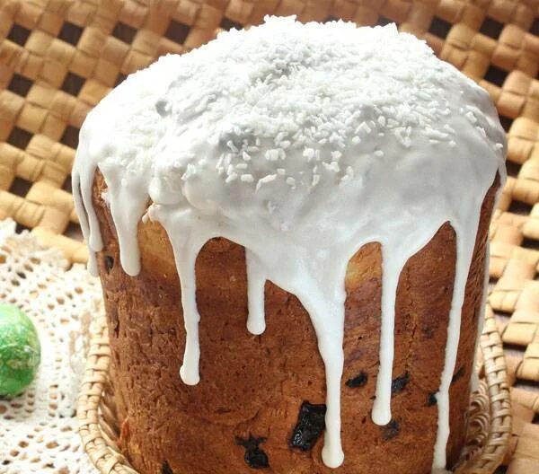 Сахарная глазурь для пасхального кулича. Глазурь. Самая простая глазурь для кулича из сахара. Глазурь для кулича. Самая простая глазурь для кулича из сахара.