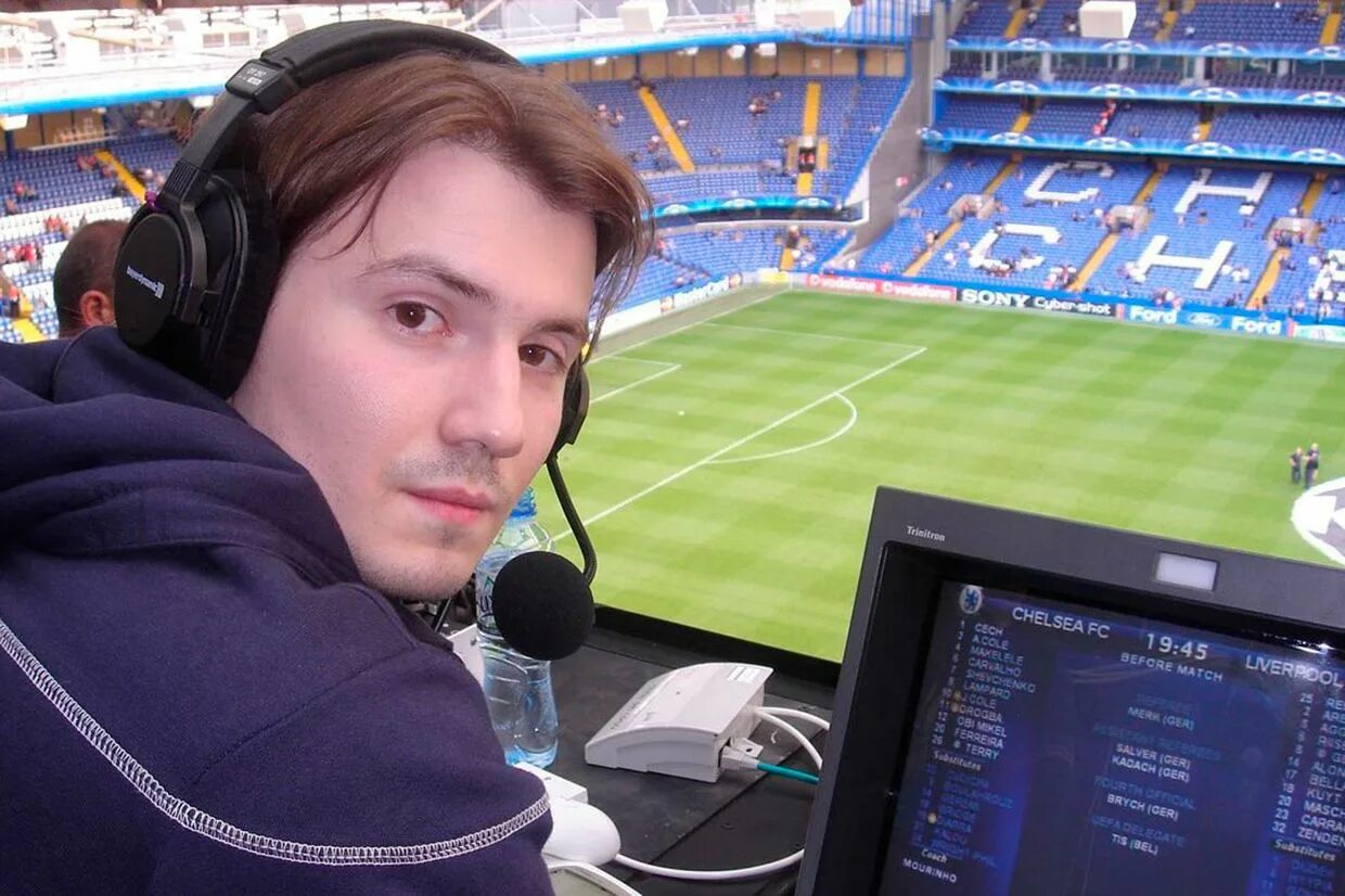 Василий уткин комментатор. Комментатор николай саприн фото. Денис олегович казанский. Александр неценко и николай саприн. Юлия трофимова режиссер.