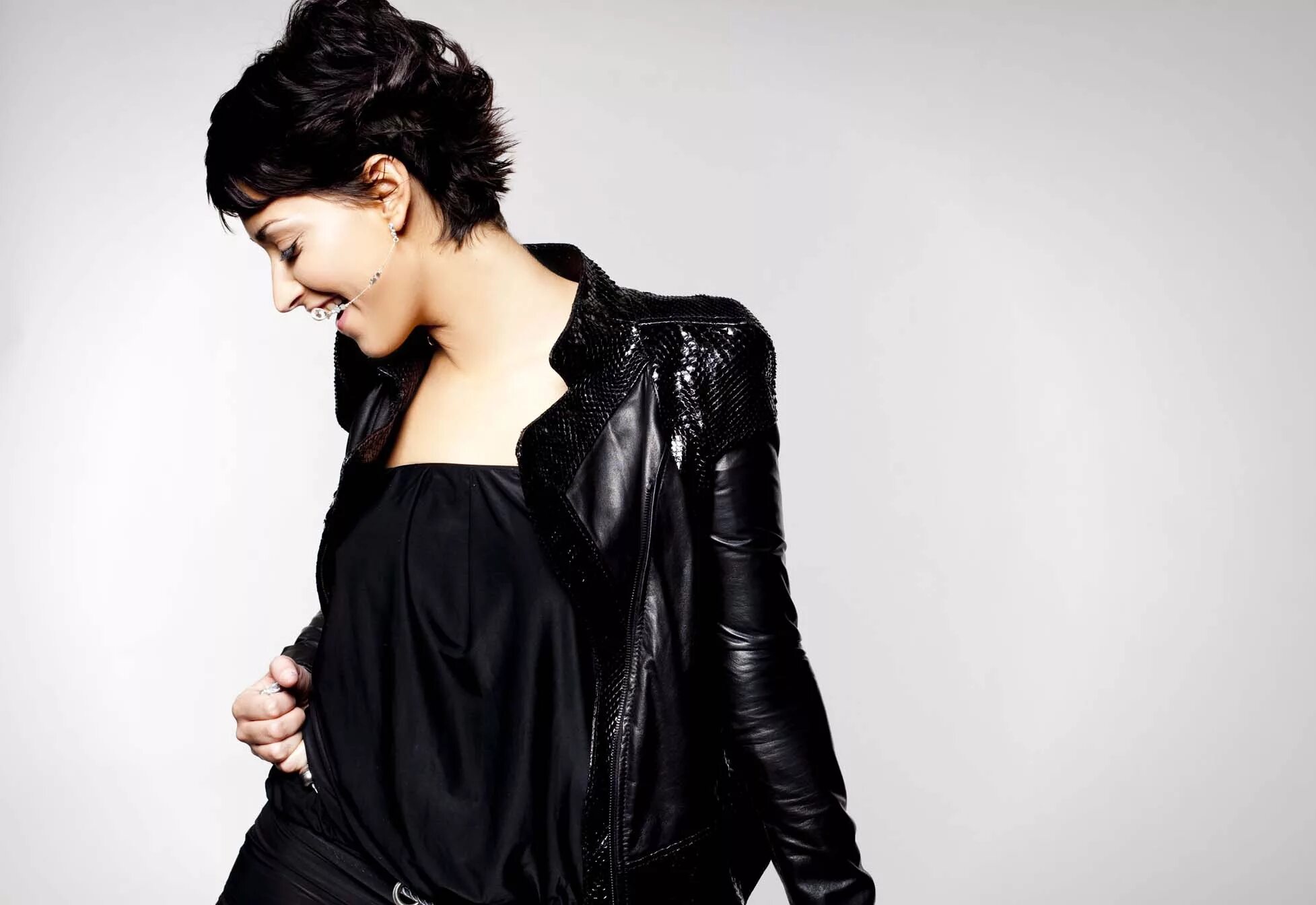 шерифа луна. французская алжирская певица. Sheryfa luna sheryfa luna. Sheryfa luna альбомы. Sheryfa luna - sheryfa luna album.