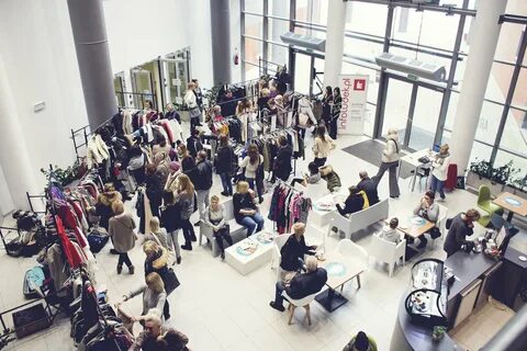 Как рукодельникам расхламить запасы невостребованной пряжи, ткани... и обме...