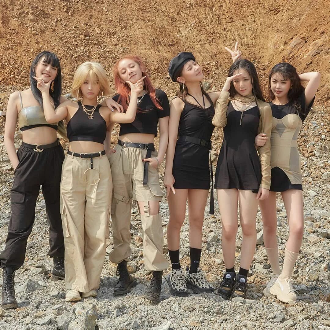 G i dle speed up. Группа джи айдл. k pop группа g idle. джи айдл 5 участниц. (g) i-dle кпоп группа.