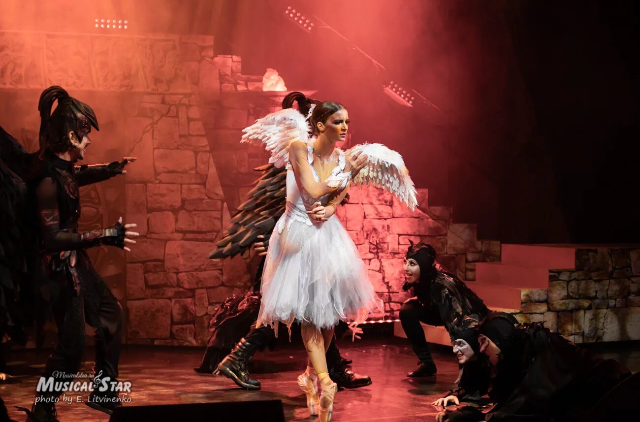 алконост мюзикл глеба матвейчука. алконост мюзикл. мюзиклы матвейчука алконост. алконост мюзикл. алконост спектакль театр рюминой.