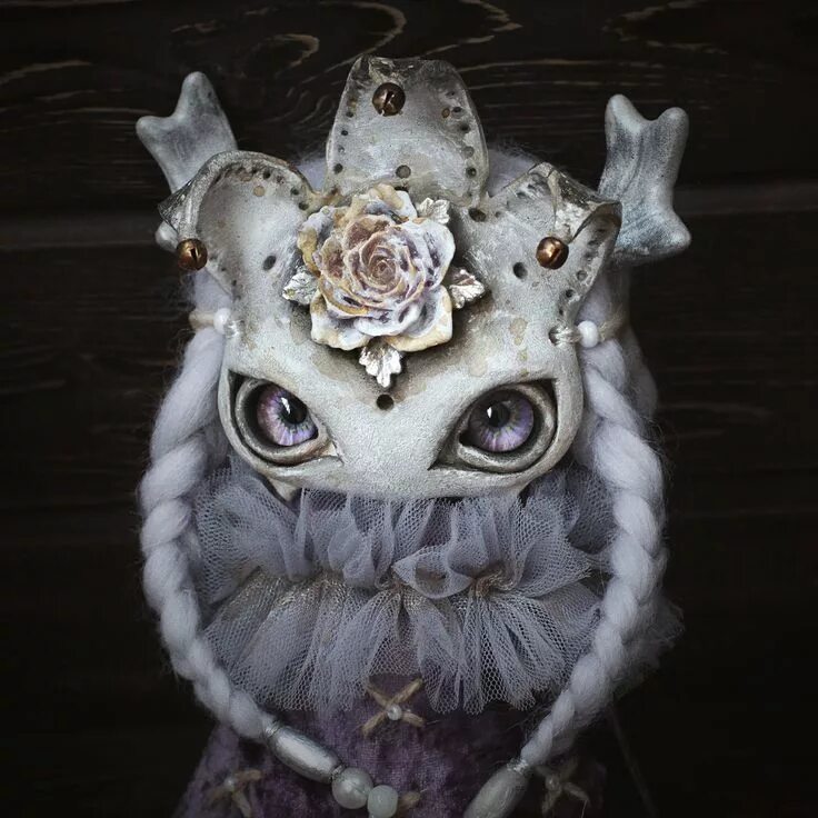 Смешанная техника игрушки мех глина. Куклы ханики демоны. Игрушки в смешанной технике. Игрушки из полимерной глины и меха мастер класс. Существа из полимерной глины.