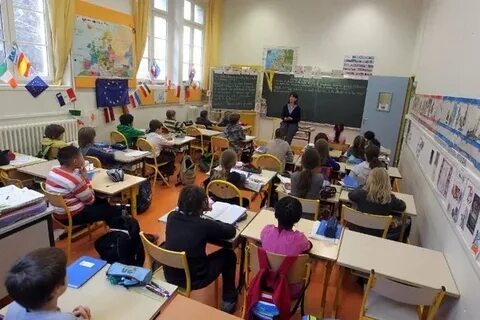 Сколько учатся во франции в школе
