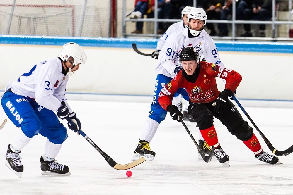 динамо ска нефтяник. нефтяник динамо москва. нефтяник динамо москва. нефтяник динамо москва. динамо москва нефтяник история хоккей.